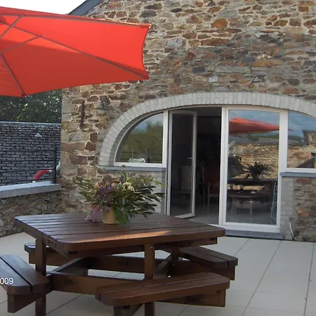 In With Terrace, Cleaning Included Holiday home *